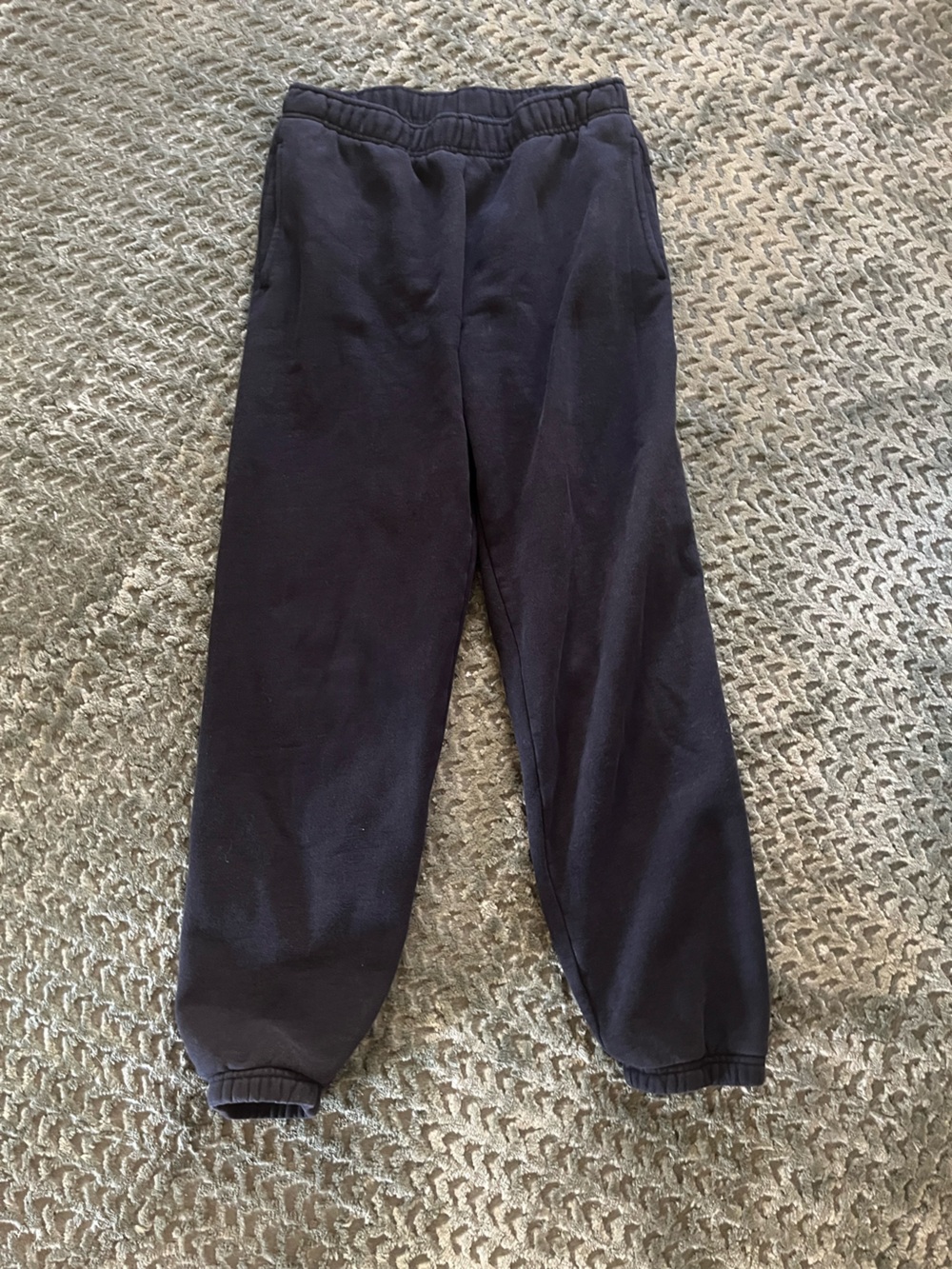 Aritzia TNA Cozy Fleece Boyfriend Cotton Sweatpants in Black - Size Small
